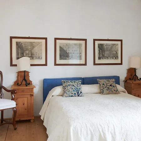 Aparthotel Palazzo Contarini Della Porta Di Ferro *