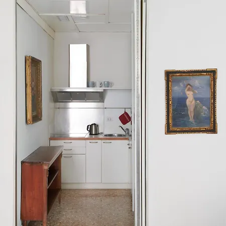 Palazzo Contarini Della Porta Di Ferro Venice