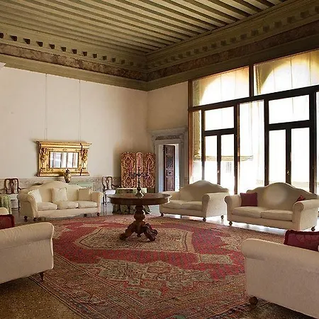 Palazzo Contarini Della Porta Di Ferro 2* Venice