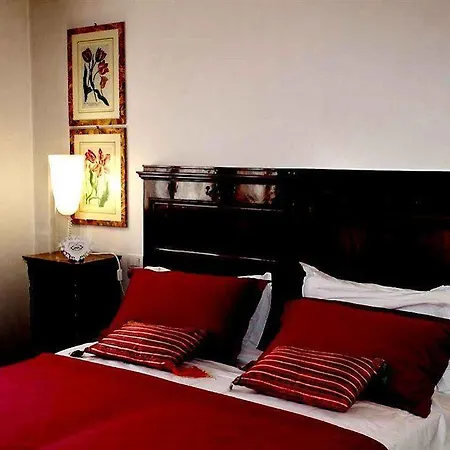 Aparthotel Palazzo Contarini Della Porta Di Ferro 2*
