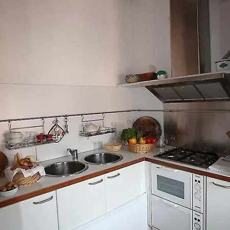 Aparthotel Palazzo Contarini Della Porta Di Ferro 2*