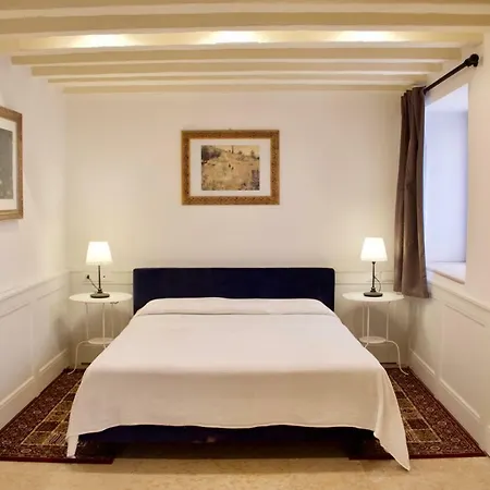 Aparthotel Palazzo Contarini Della Porta Di Ferro