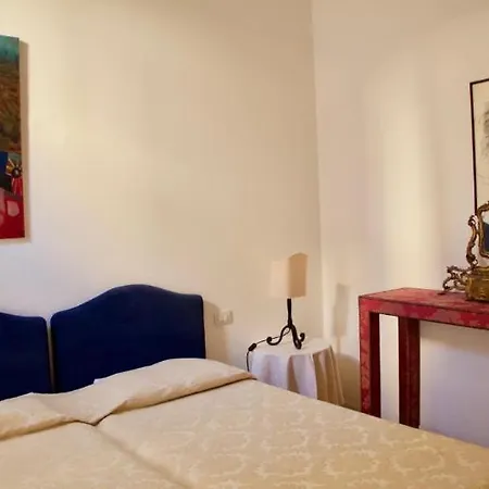 Aparthotel Palazzo Contarini Della Porta Di Ferro Venice