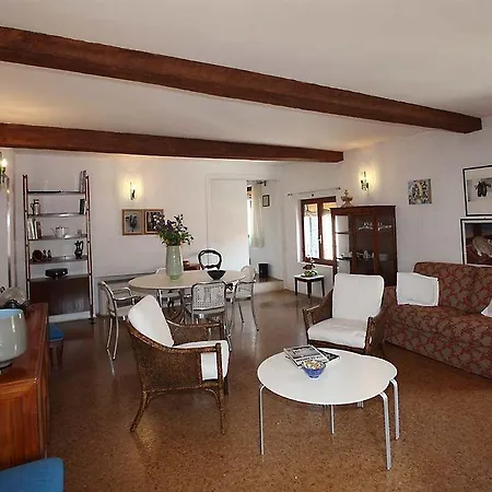 Apartmanhotel Palazzo Contarini Della Porta Di Ferro