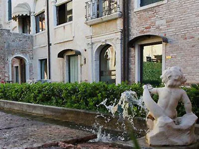 公寓式酒店 Palazzo Contarini Della Porta Di Ferro 威尼斯